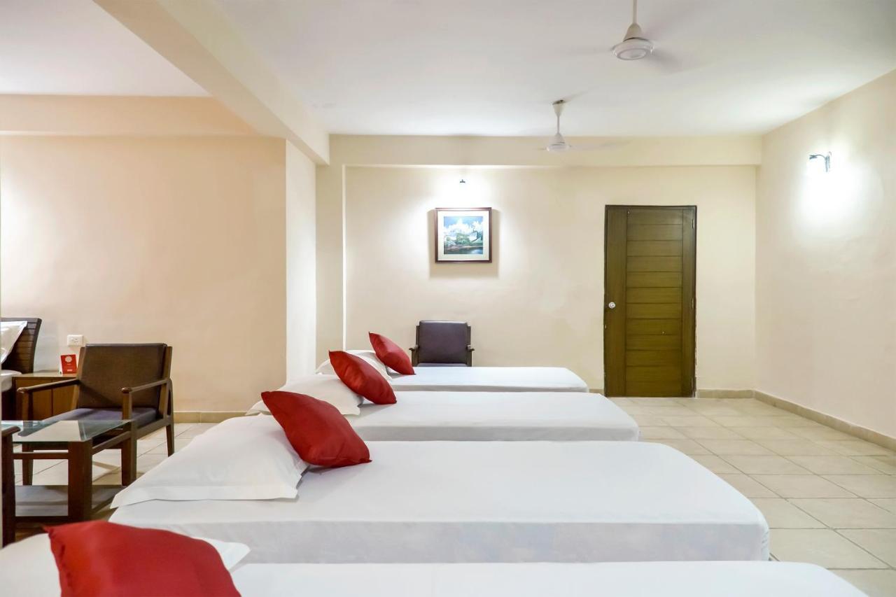 מנדרמוני Oyo 15149 Hotel Ajoy Minar מראה חיצוני תמונה
